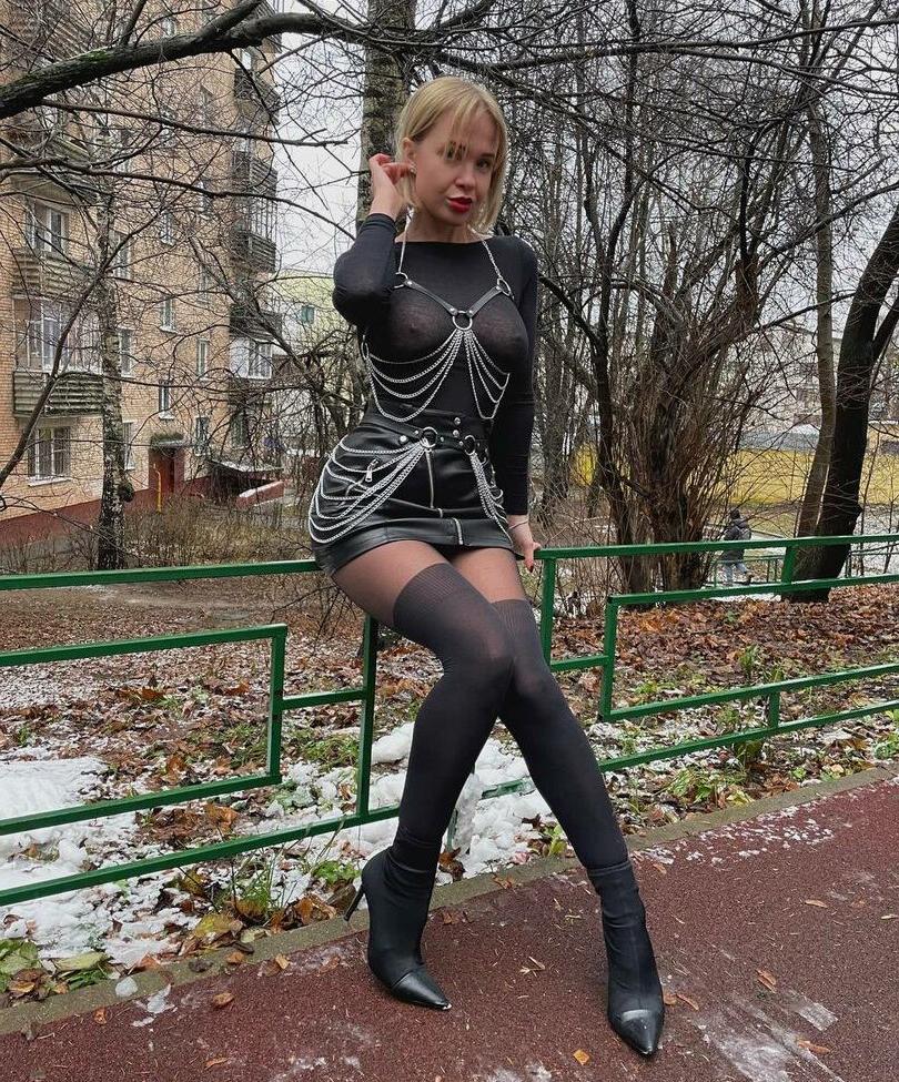 25P Lyubov Tomskaya nude