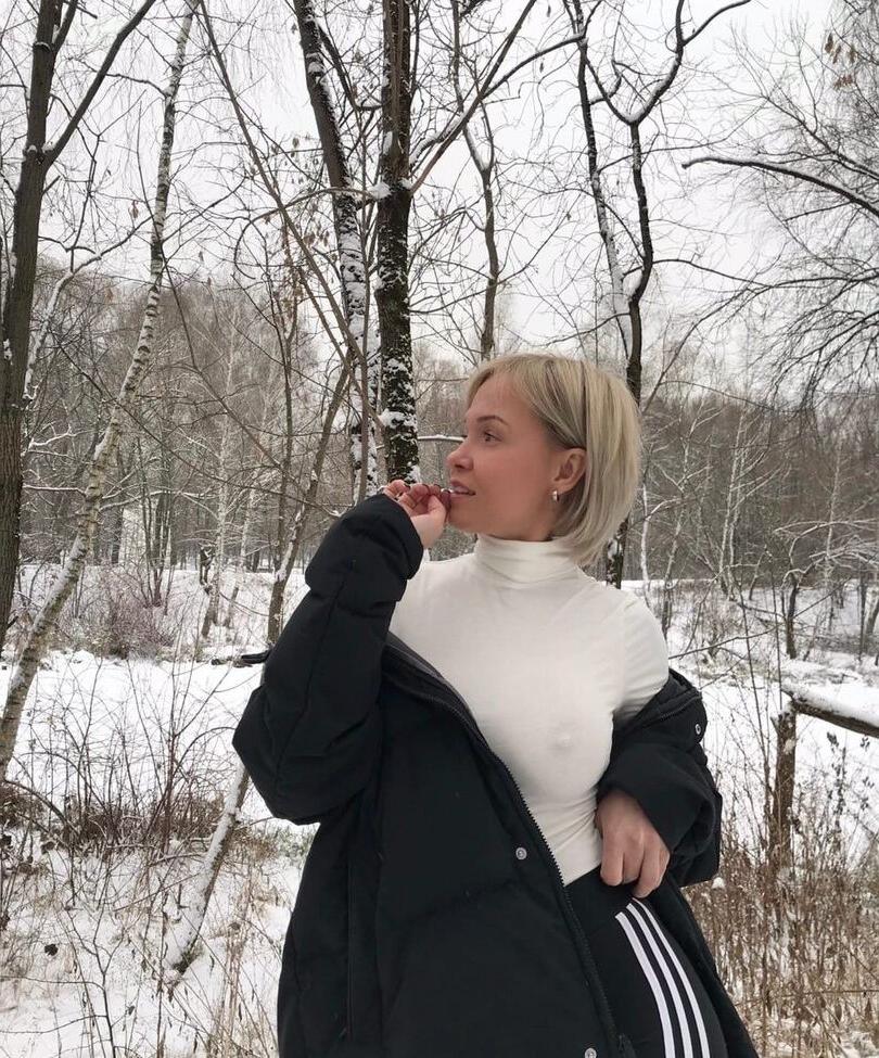25P Lyubov Tomskaya nude