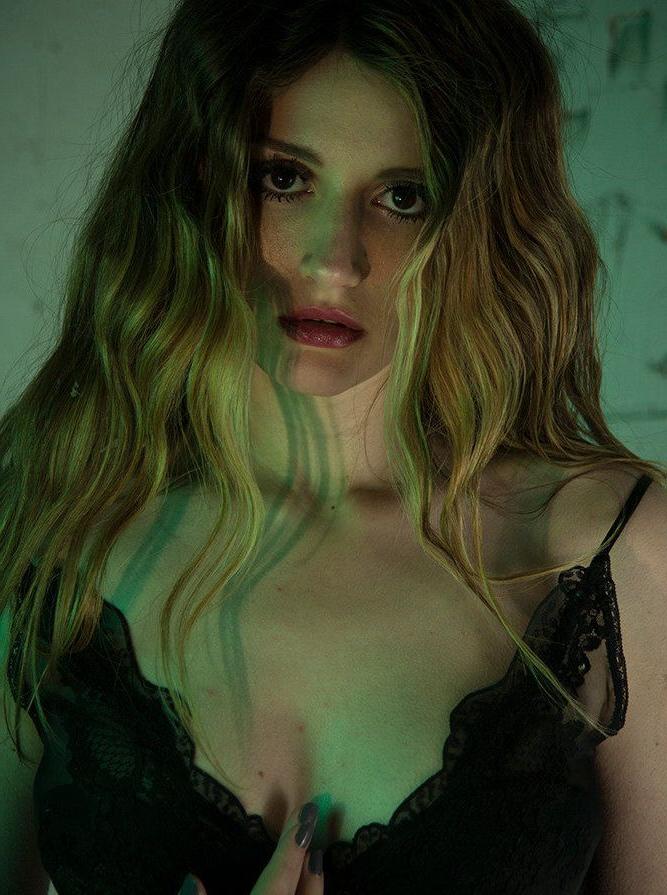 25P Pelagea ASMR nude