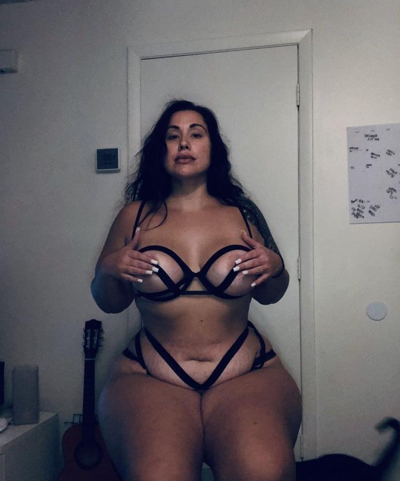 25P Mythiccalofficial nude