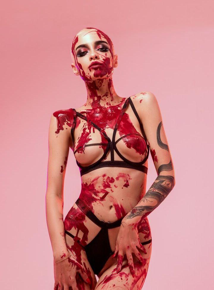 25P Farruhhhamraeva nude