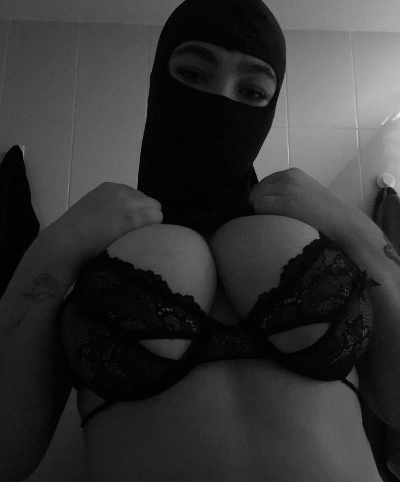 25P Itsgiudicelli nude