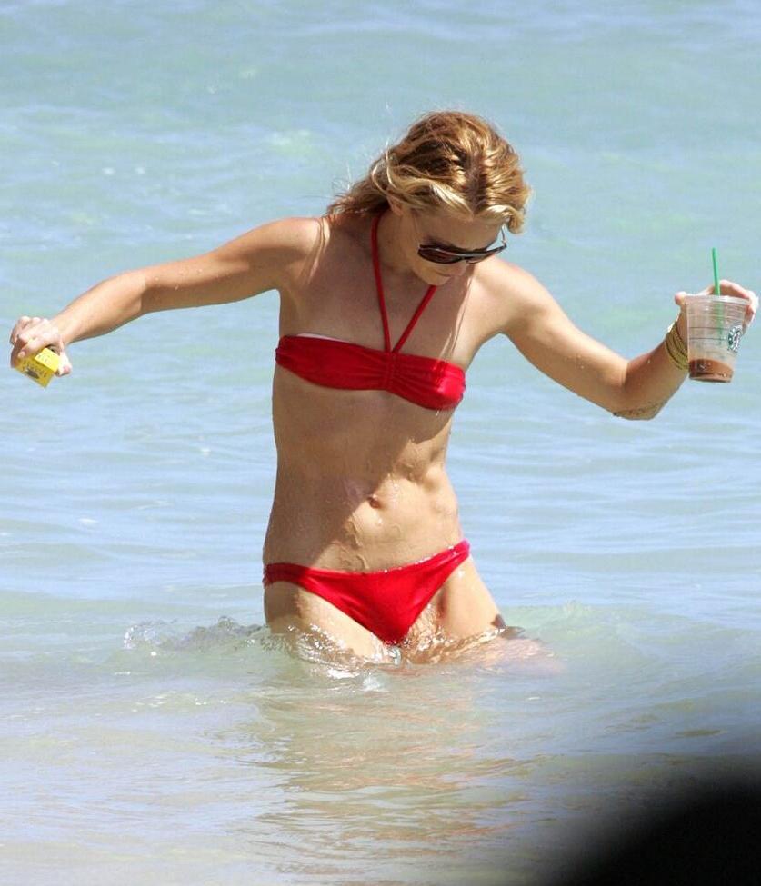 25P Kate Hudson nude
