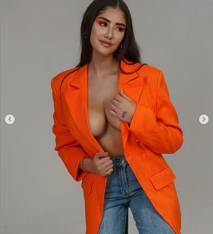 25P Lisa Straube nude