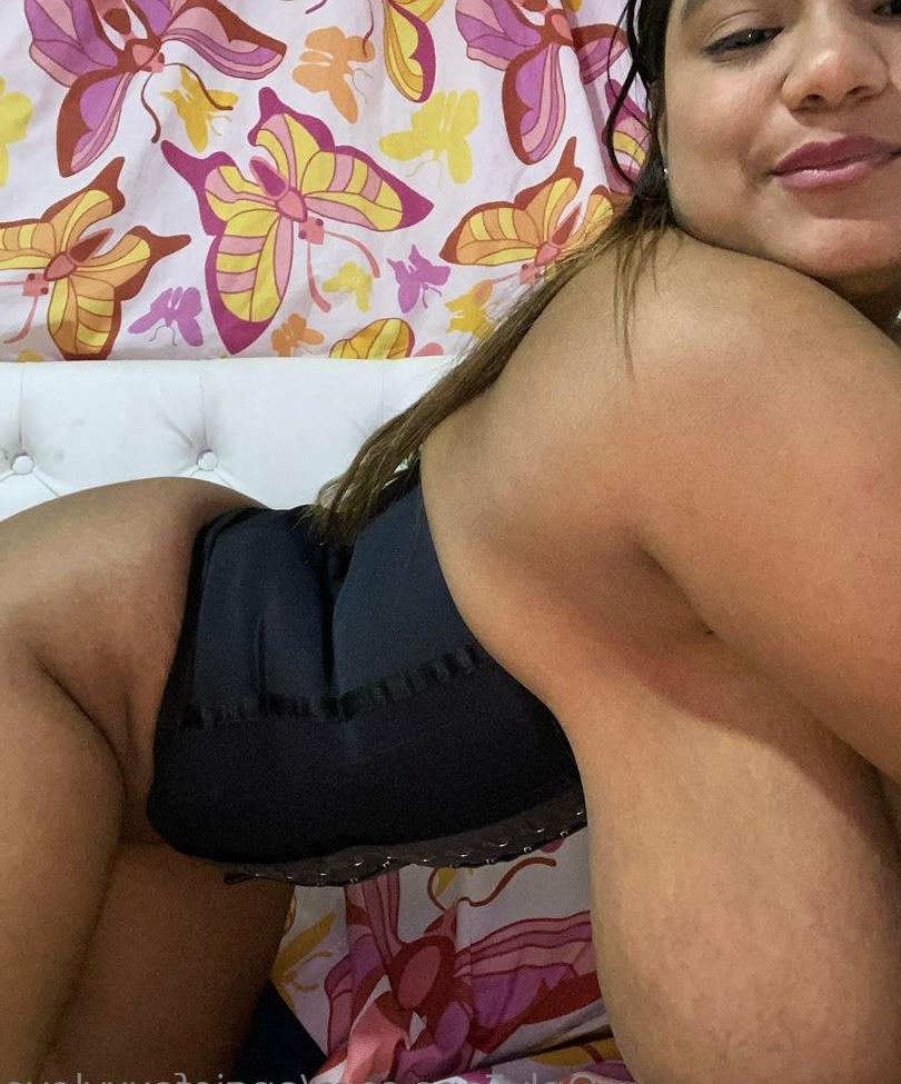 25P Angie Bravo nude