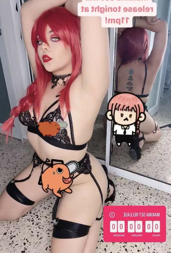 25P Natylikespizza nude