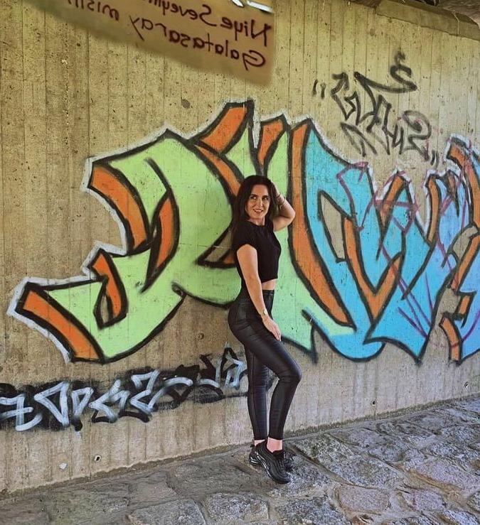 20P Selma Kostic nude