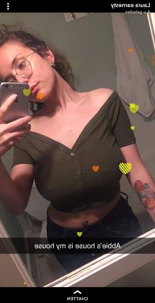 25P Laura Marie nude