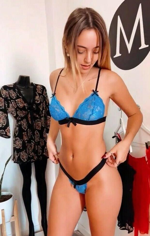 25P Ángeles Watters nude
