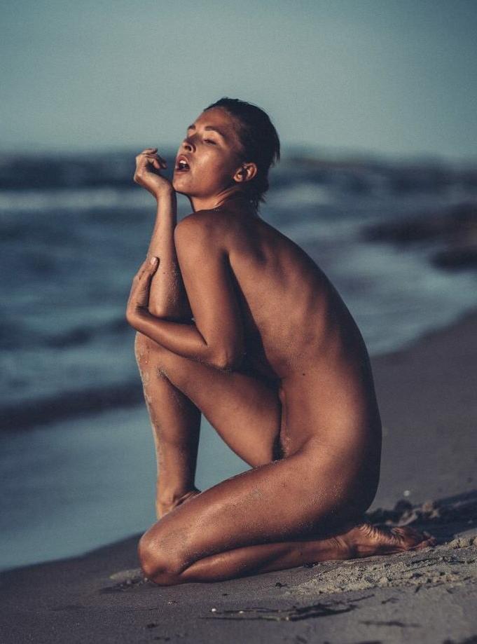 25P Marisa Papen nude