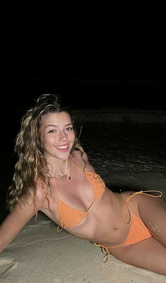 25P Sissy Sheridan nude