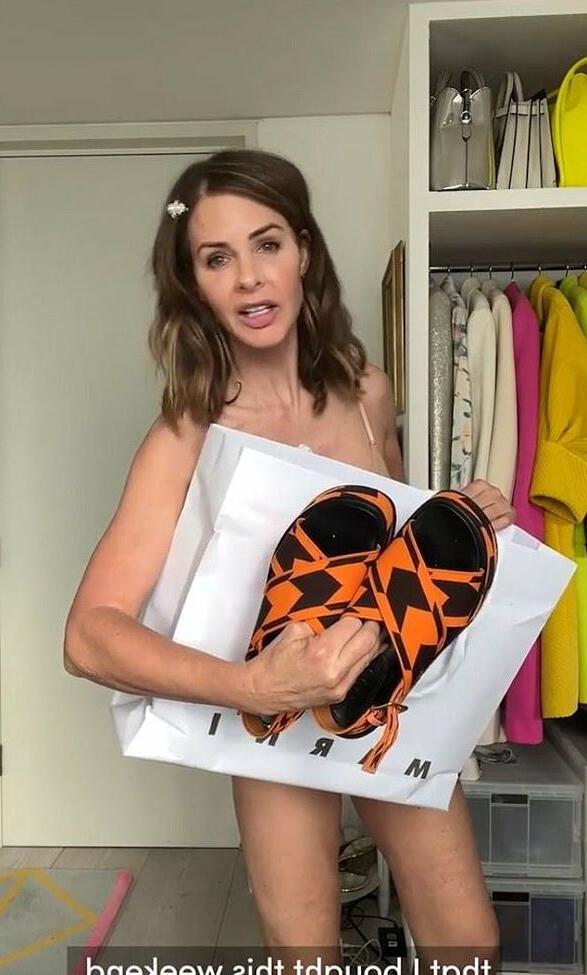 25P Trinny Woodall nude