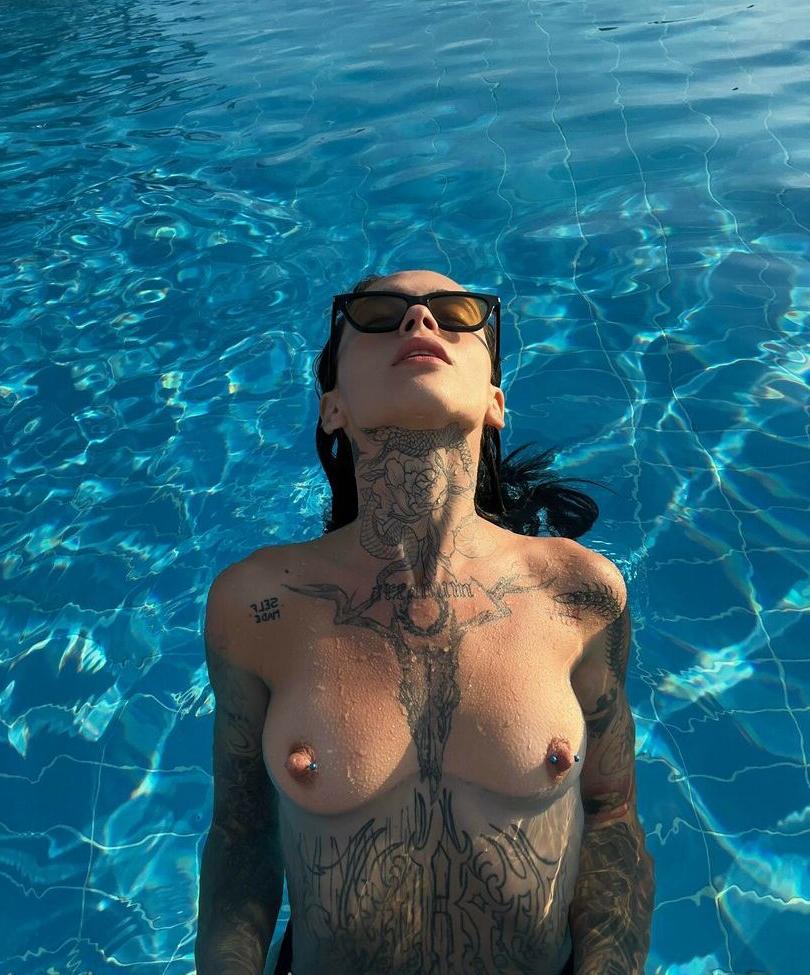25P Tattstoner nude