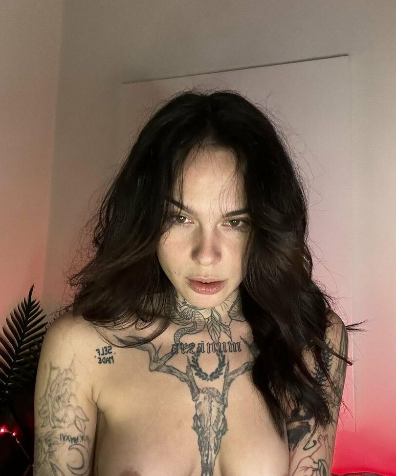 25P Tattstoner nude