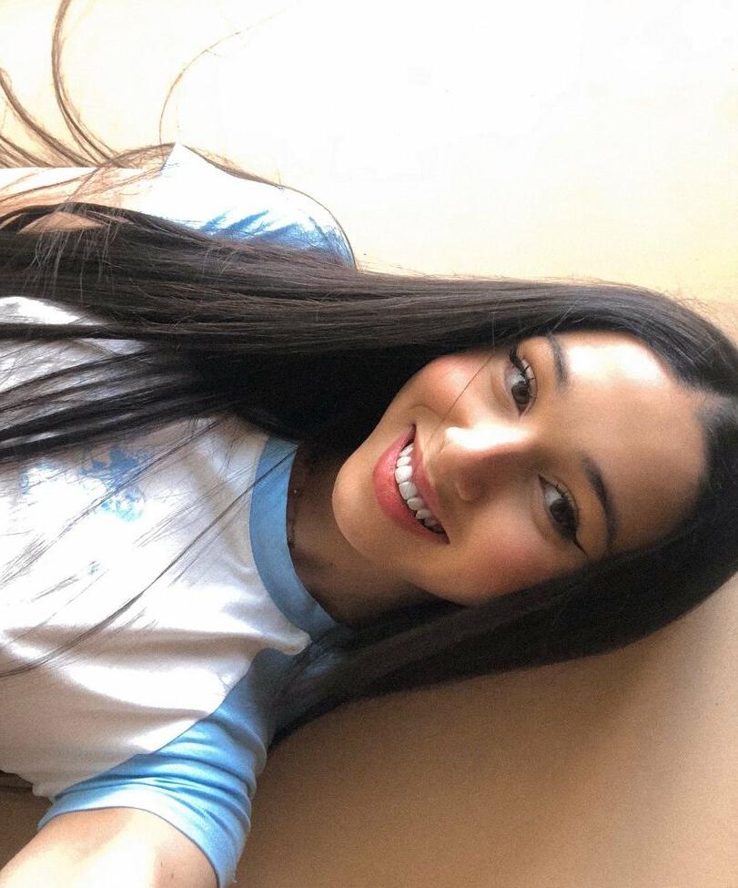 25P Luana Moraes nude