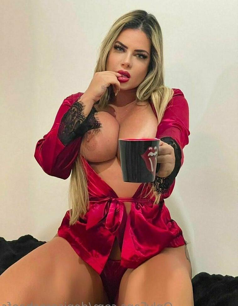 25P Denise Rocha nackt