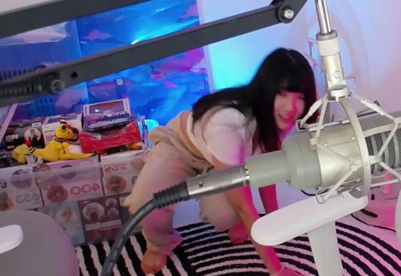 25P AriaSaki nude