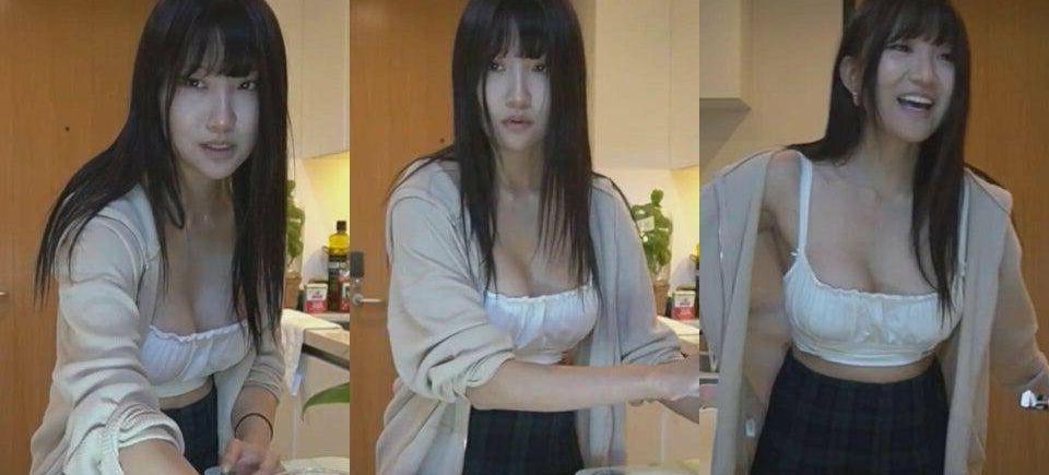 25P AriaSaki nude