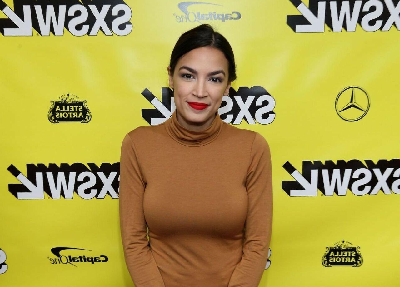25P Alexandria Ocasio-Cortez nude