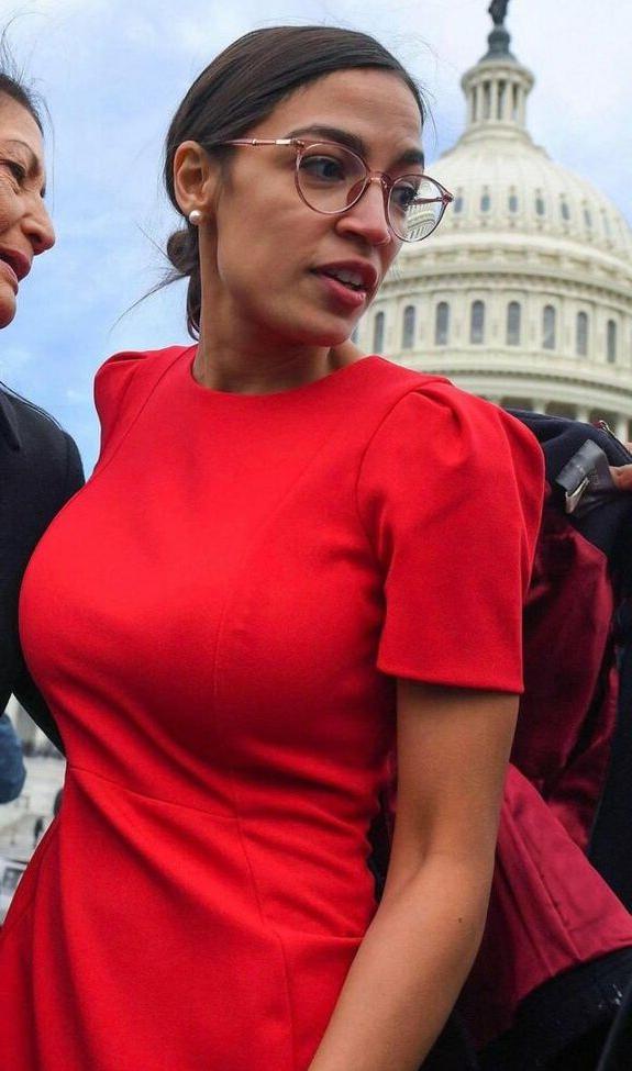 25P Alexandria Ocasio-Cortez nude
