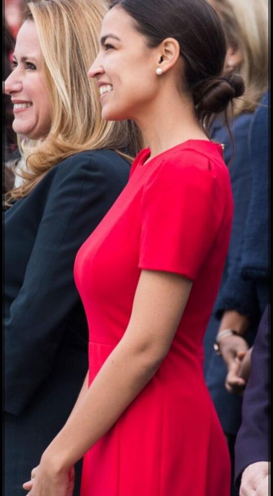25P Alexandria Ocasio-Cortez nude