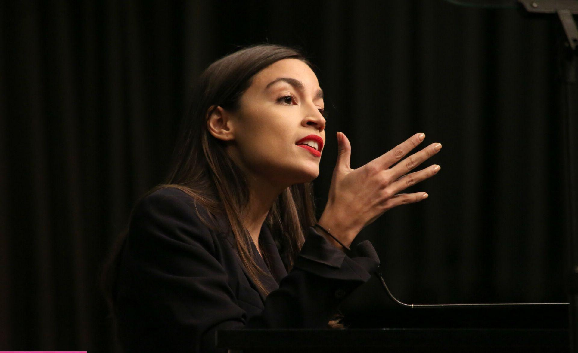 25P Alexandria Ocasio-Cortez nude