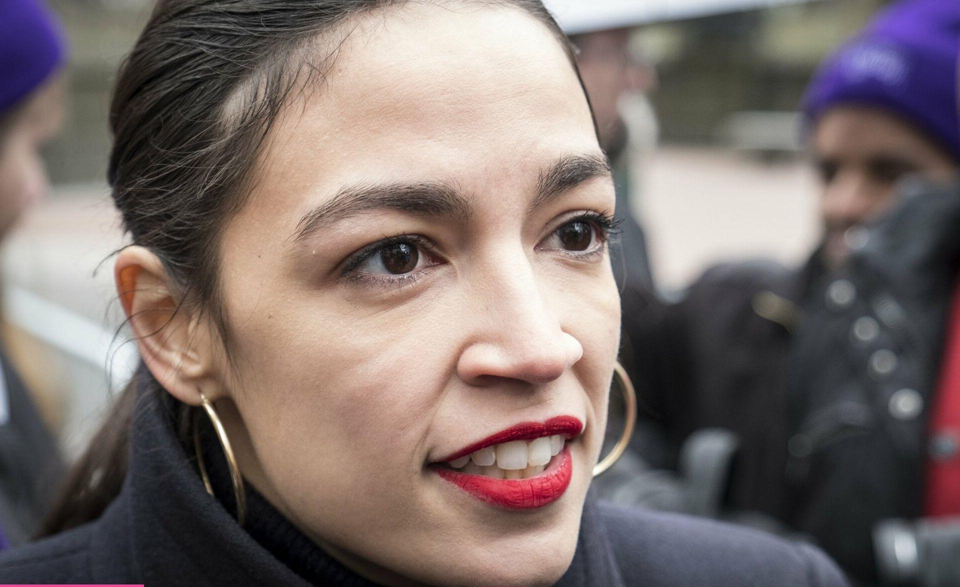 25P Alexandria Ocasio-Cortez nude