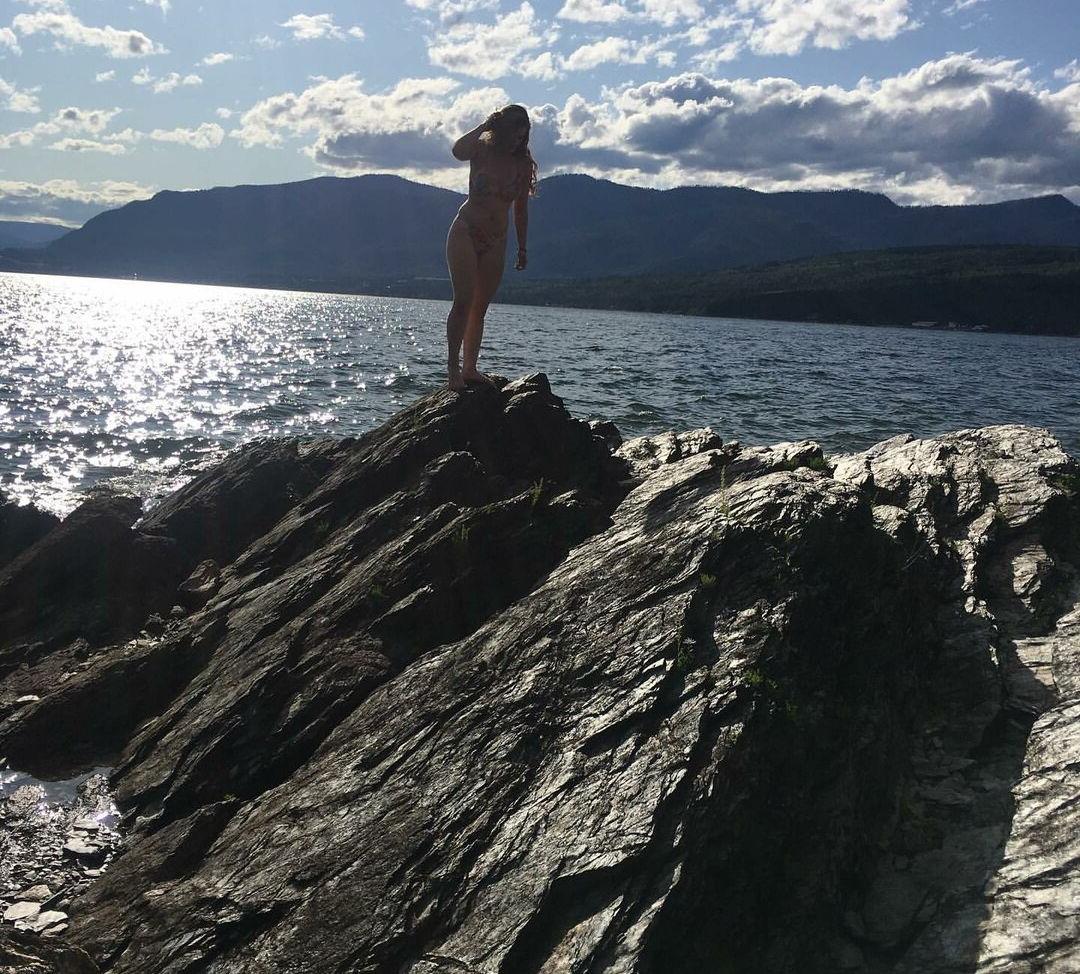 25P Cassidy Mceown nude