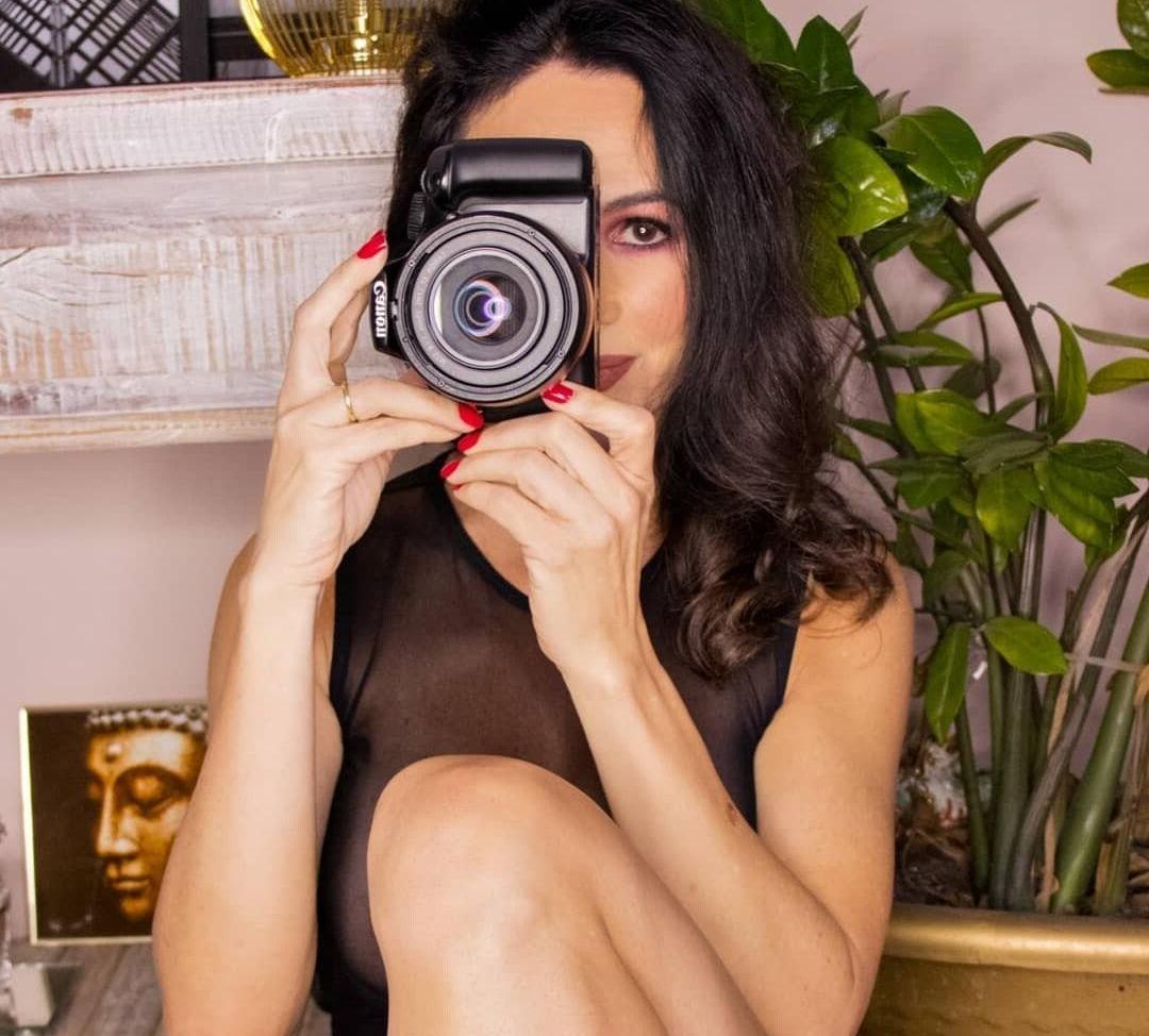 25P Fabi Laranjeira nude