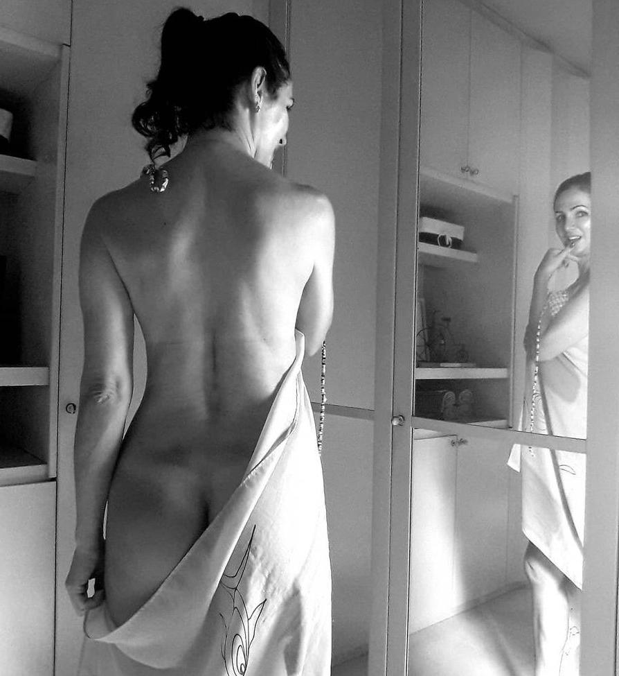 25P Fabi Laranjeira nude