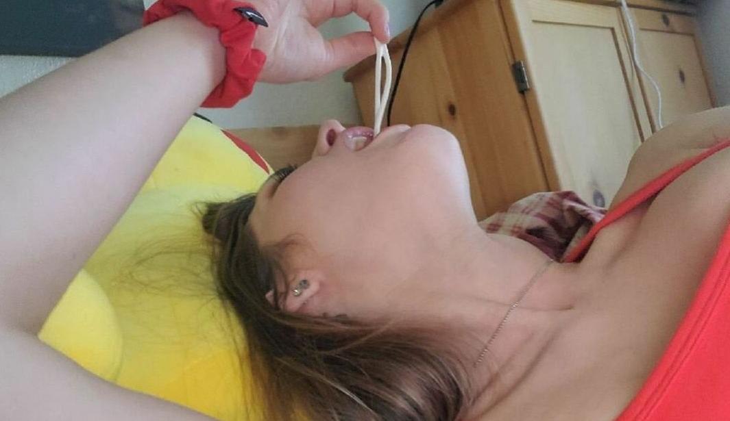 25P Whitney Wisconsin nude