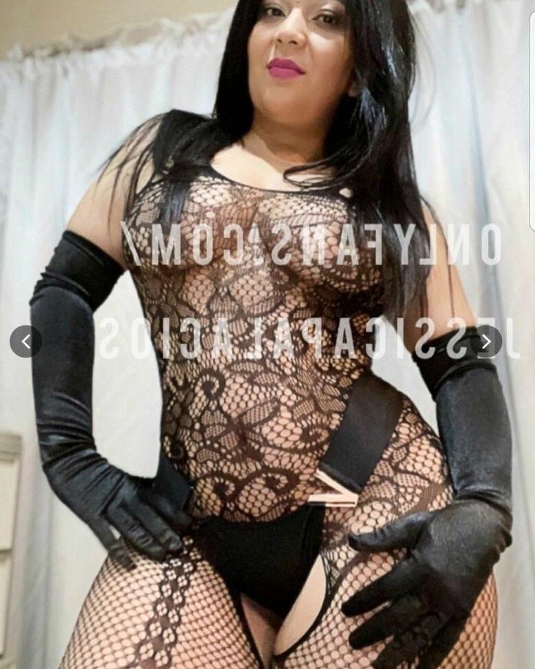 25P Jessica Palacios nude