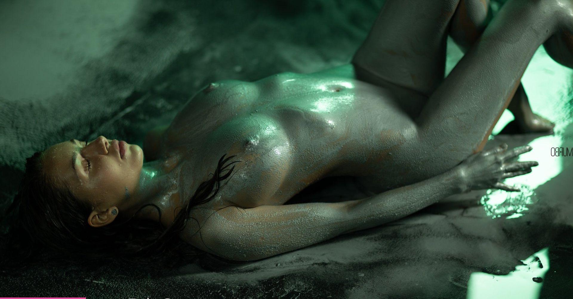 25P Valeria Kovalenko nude