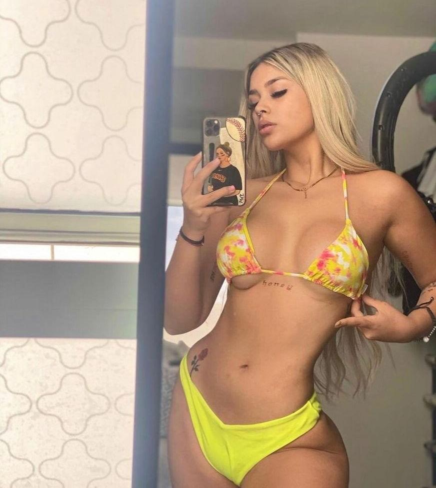 25P Maria Julissa nude