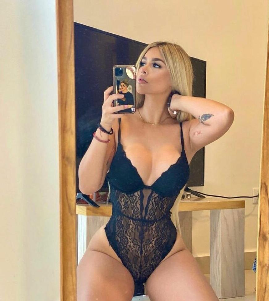 25P Maria Julissa nude