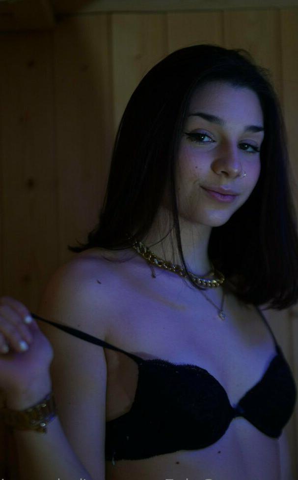 25P Myriam Sava nude