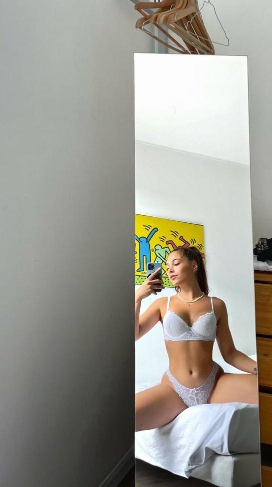 13P Viviolix nude