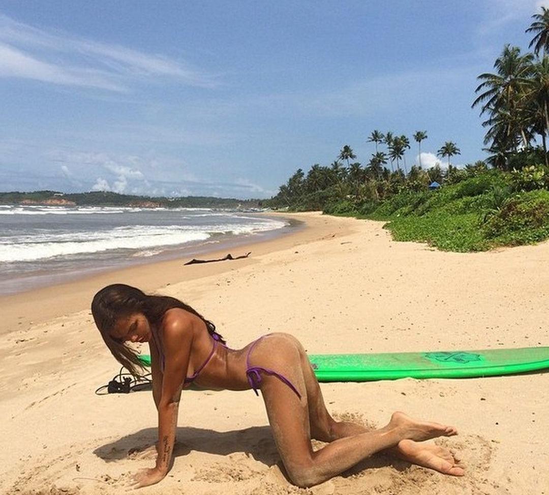 25P Viki odintcova nude
