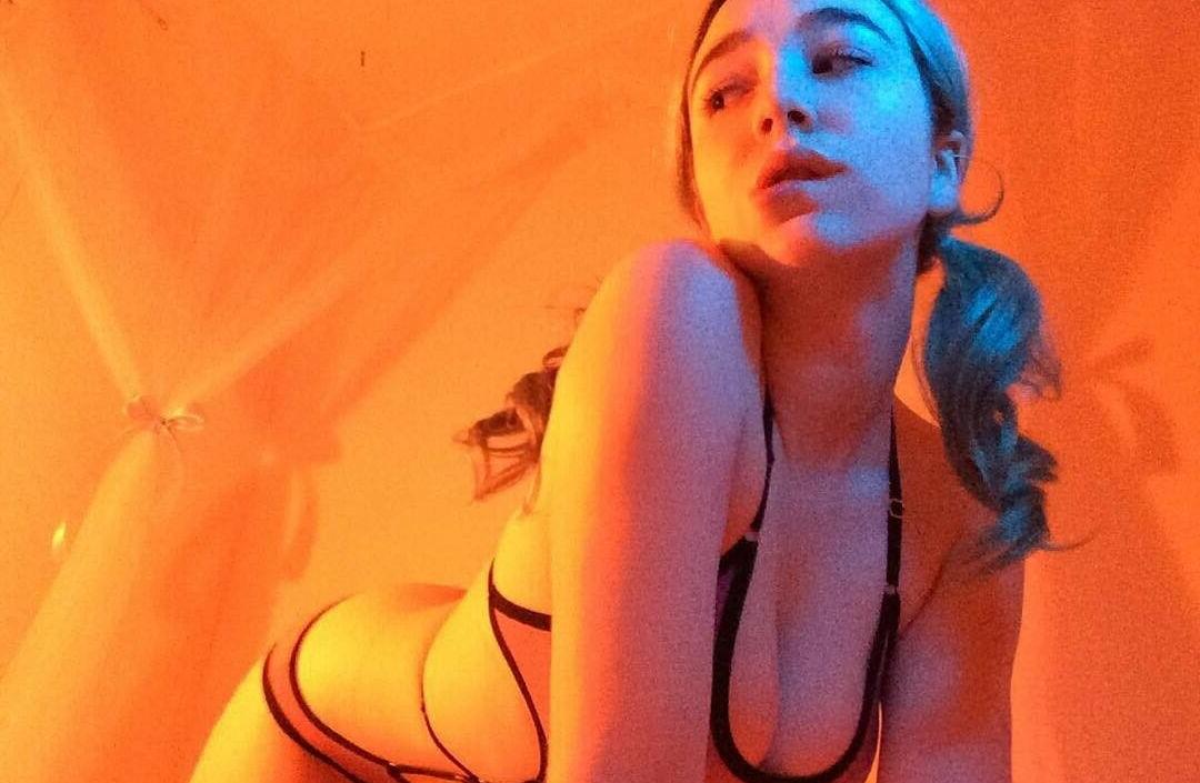 25P Elita Harkov nude