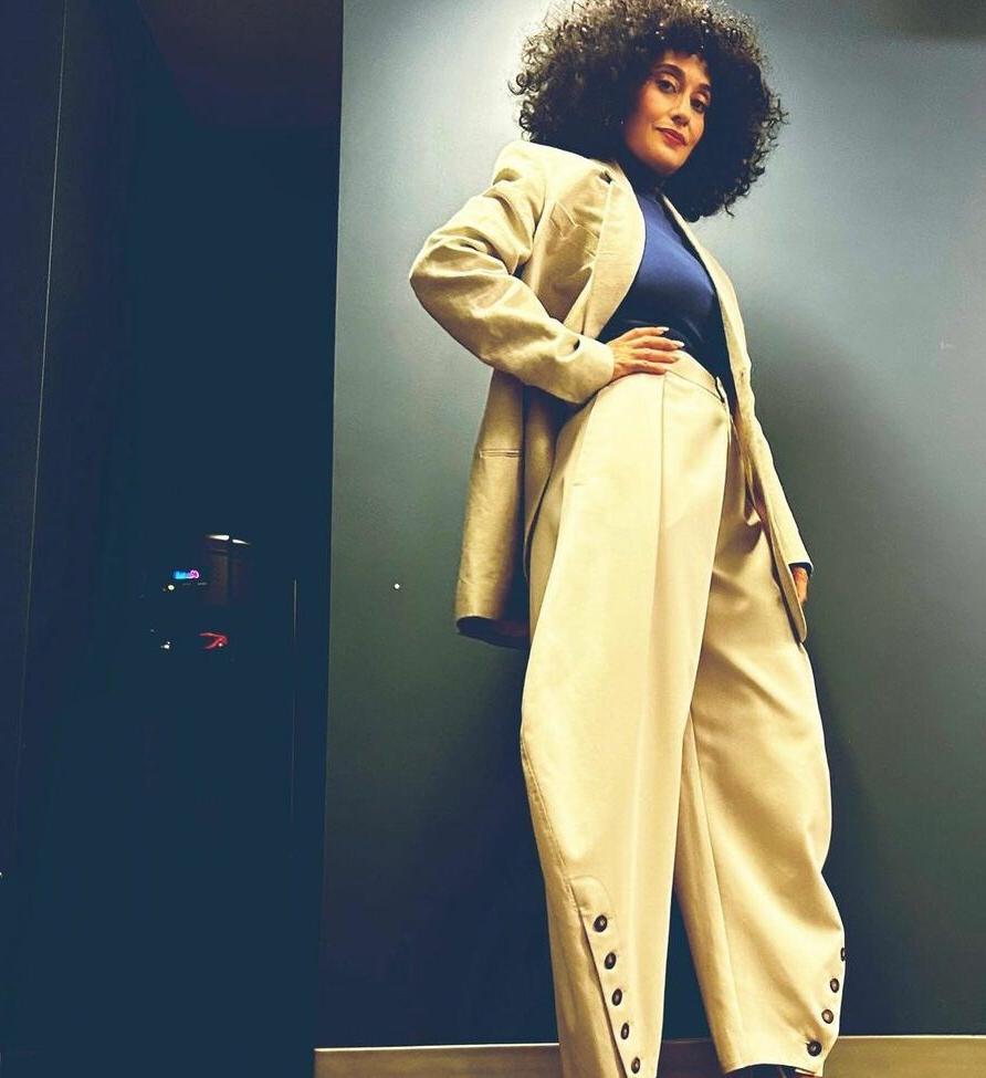 25P Tracee Ellis Ross nude