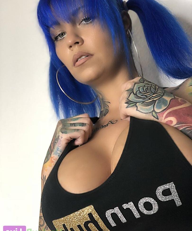 25P Ms Hayley B nude