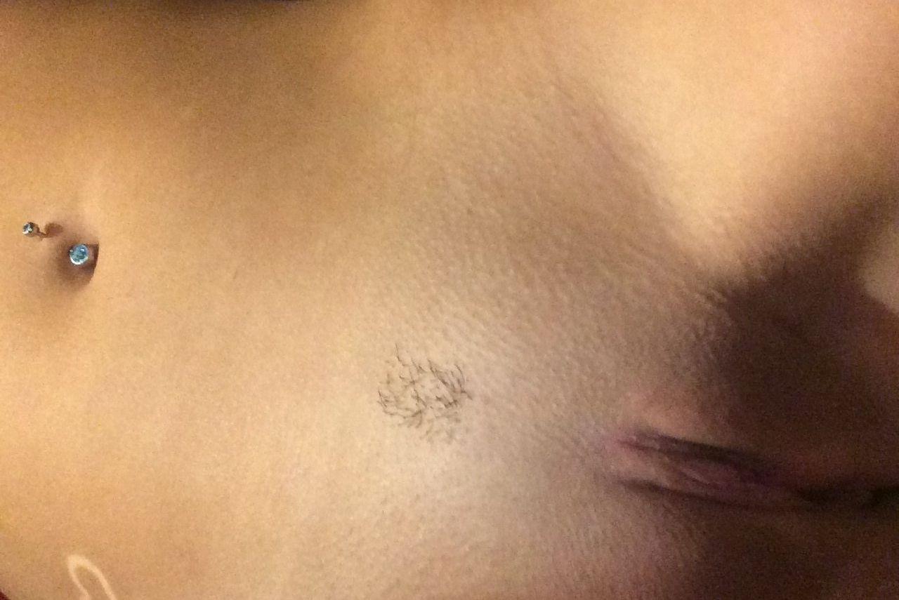 25P Lauren Hunt nude