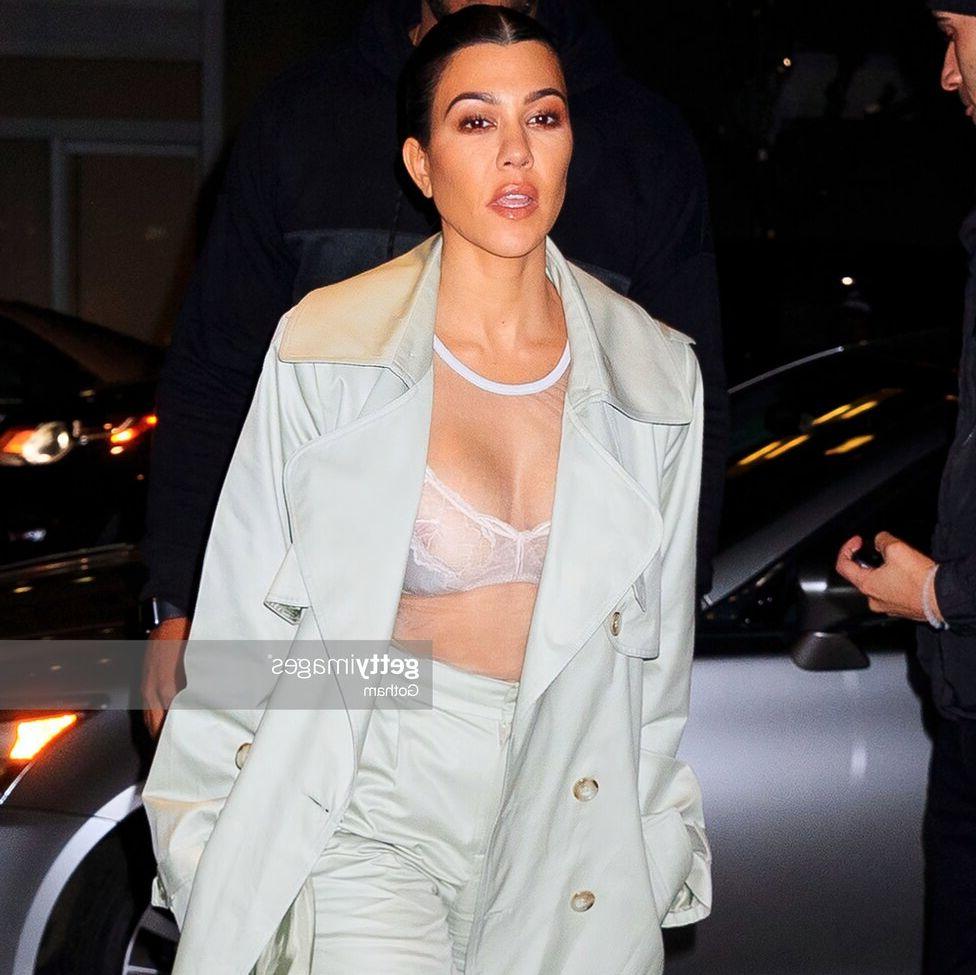 25P Kourtney Kardashian nude