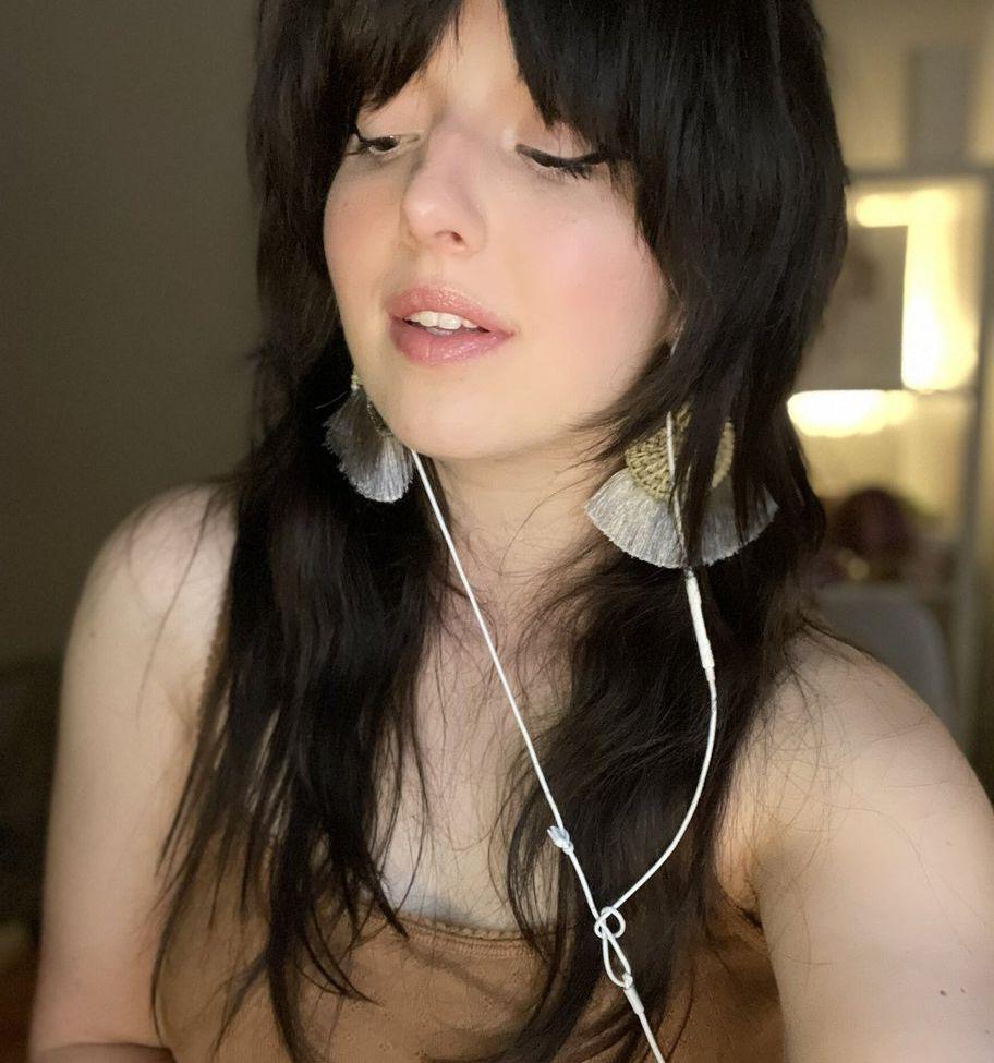 25P Slight Sounds ASMR nude