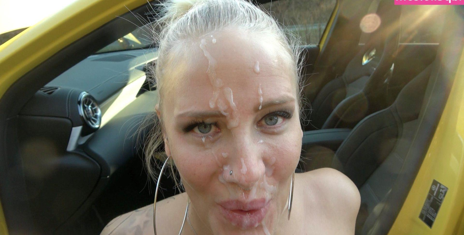 25P Lara CumKitten nude
