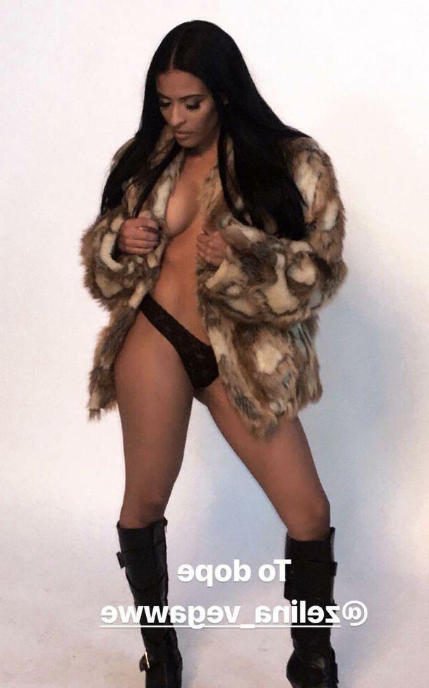 25P Zelina Vega nude