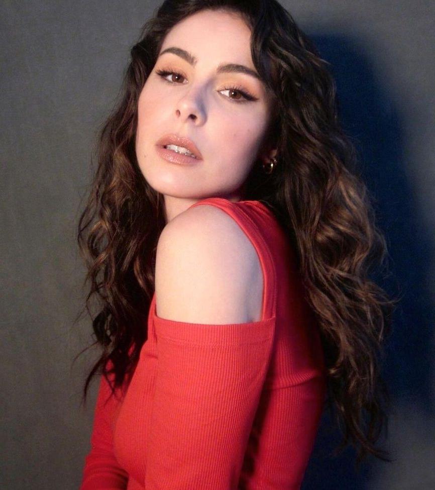 25P Lena Meyer-Landrut nude