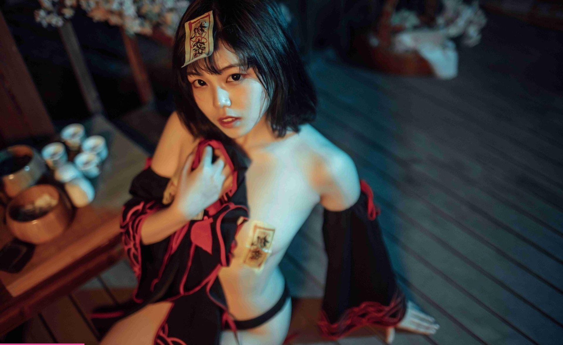 20P Qiyuemiaozi nude