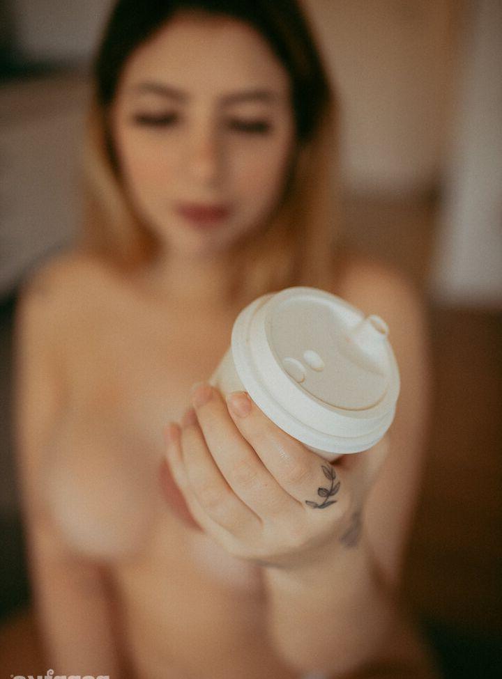 25P Paprika nude