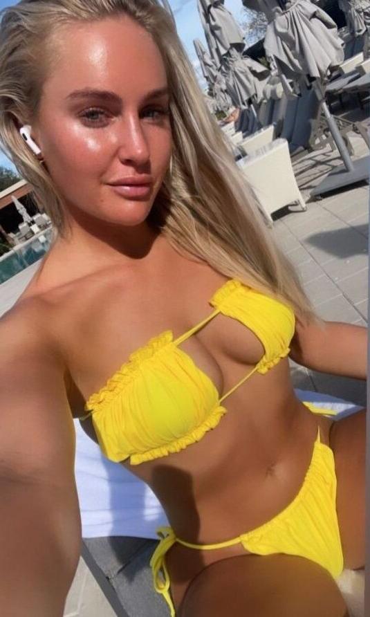 25P Charley Hull nude